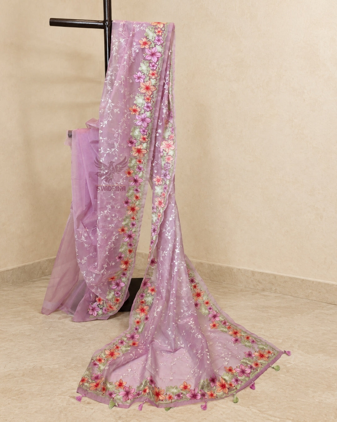 Gulabi Phoolkari